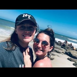 Meet your Posher, Clara